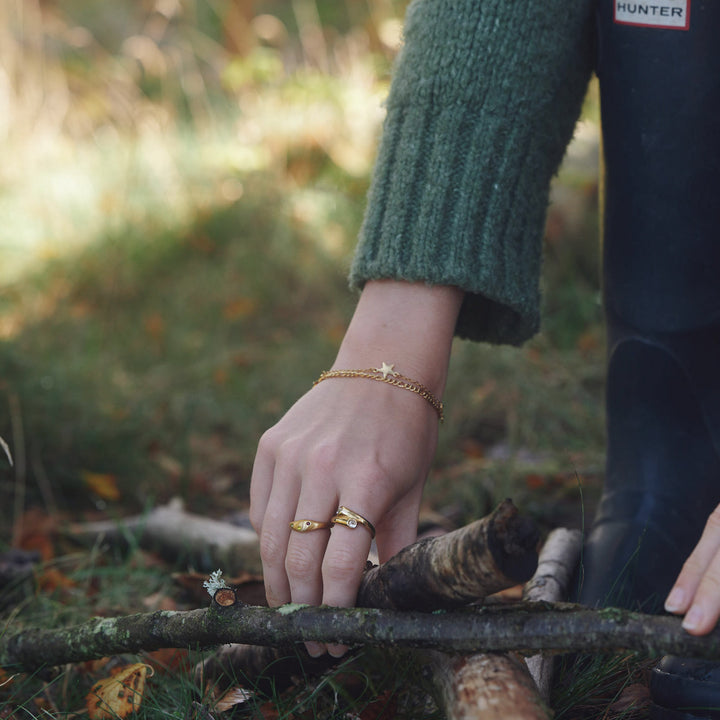 Tomine – Kristall-Hug-Ring Edelstahl