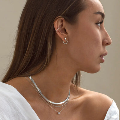Uli - Gekreuzte Earcuff Edelstahl