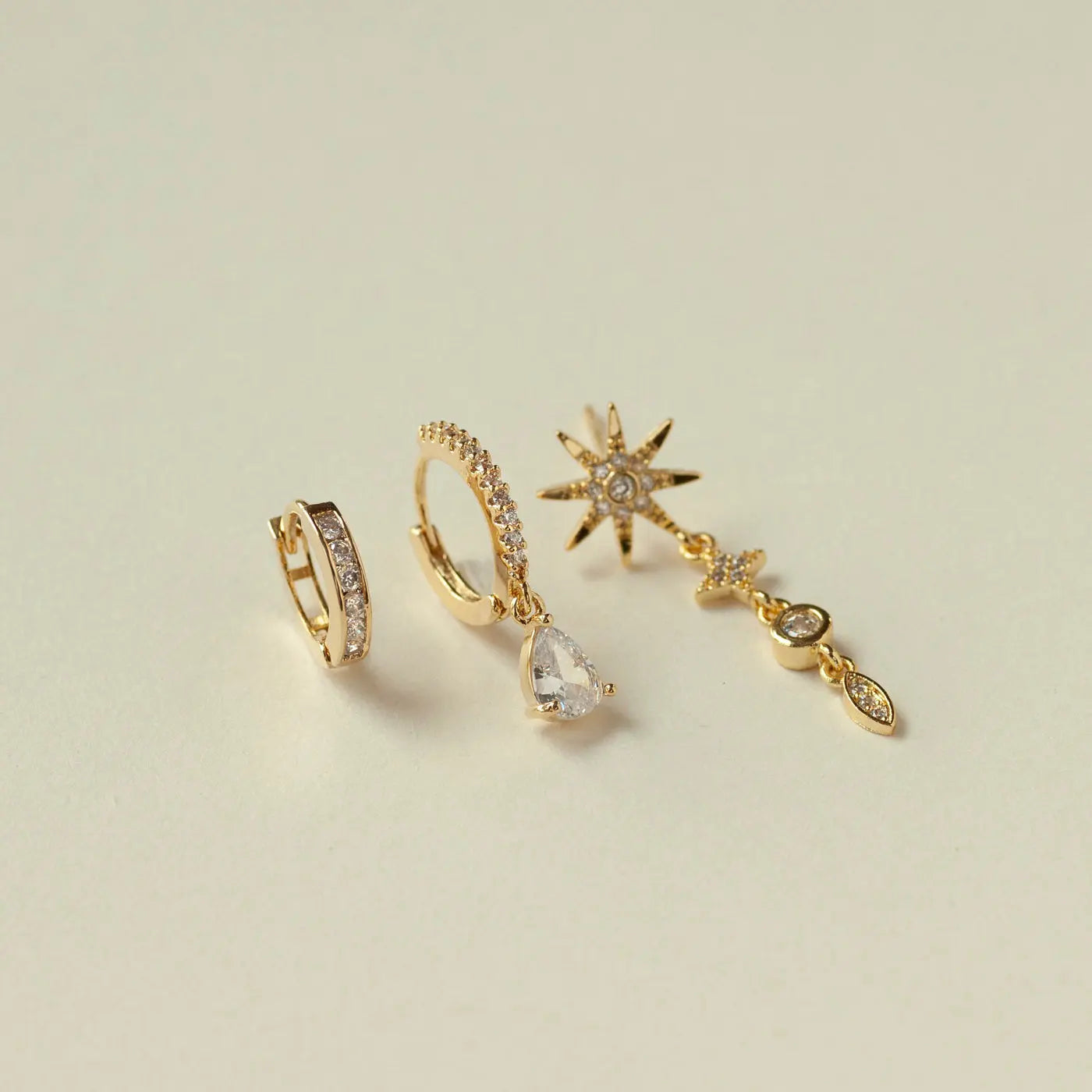 Aurora - Dangling Luxe Crystal Star Stud Earrings