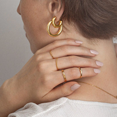 Evi - Dünner gedrehter Ring aus Edelstahl