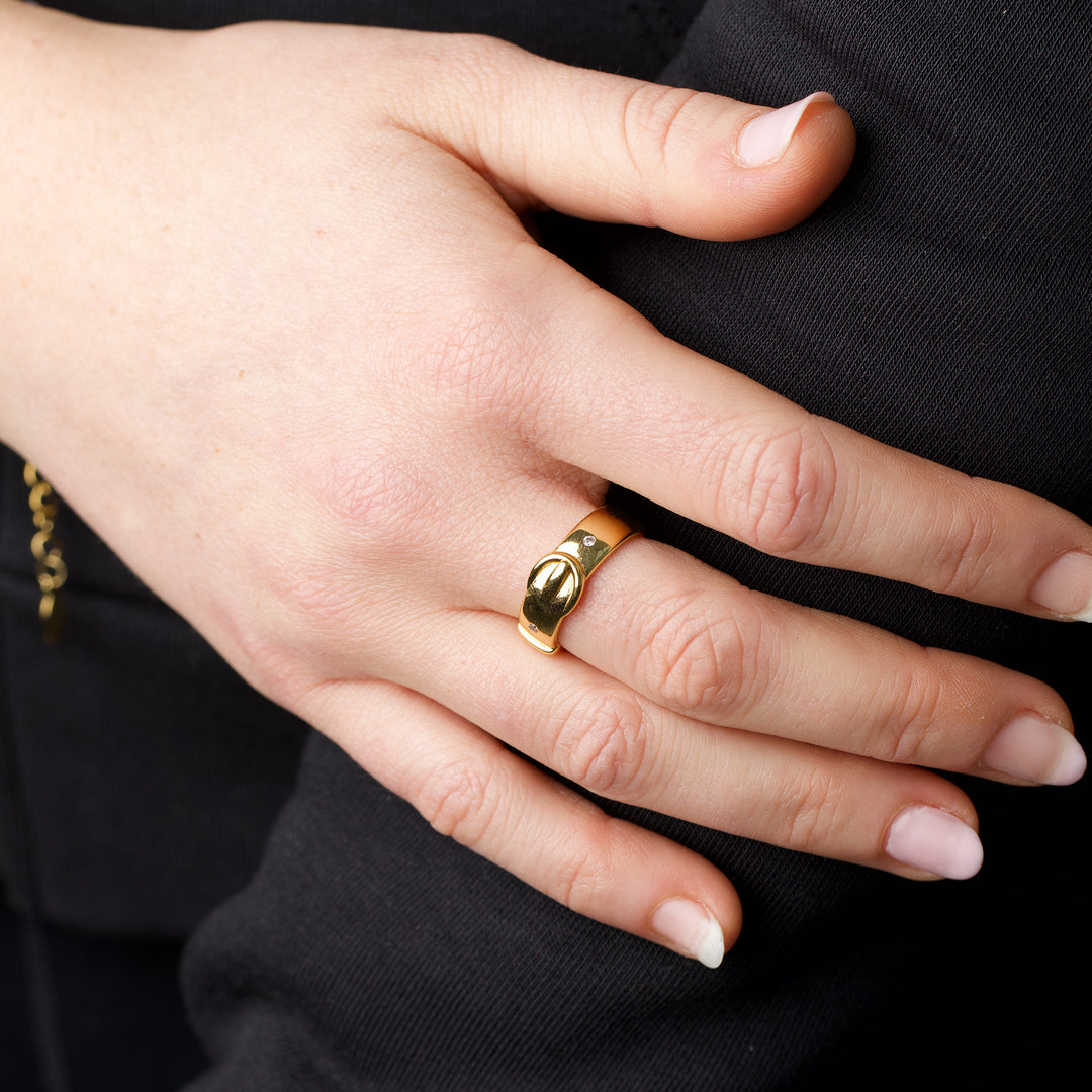 Ayla - Goldener Ring aus Edelstahl