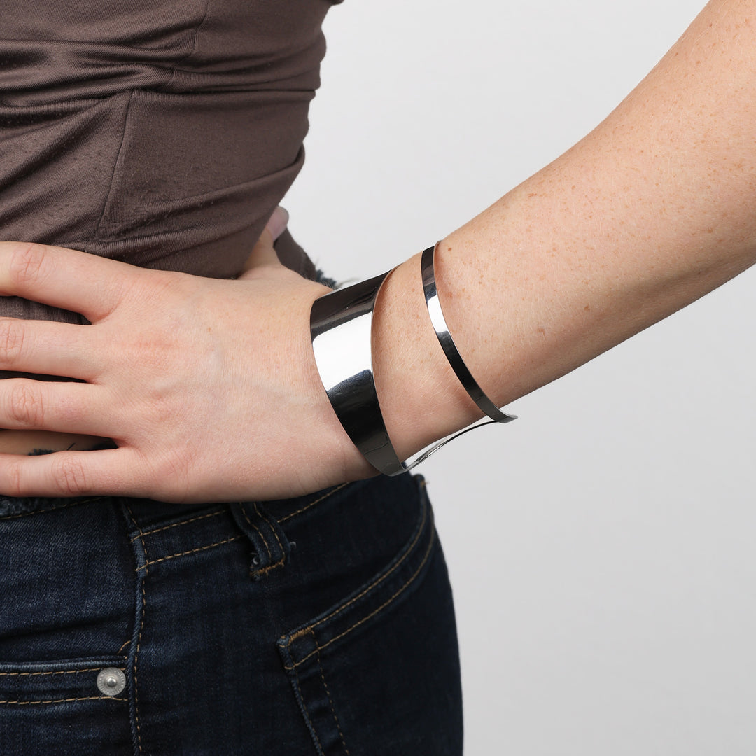 Krista - Chunky Bangle Bracelet Stainless Steel