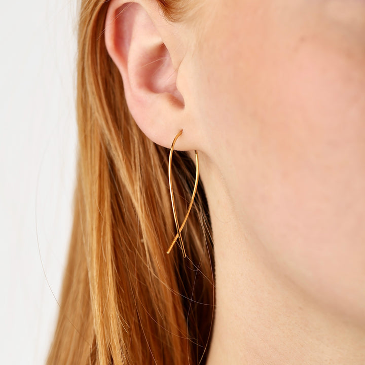 Zephyr - Drahtschlaufen-Ohrringe aus Edelstahl