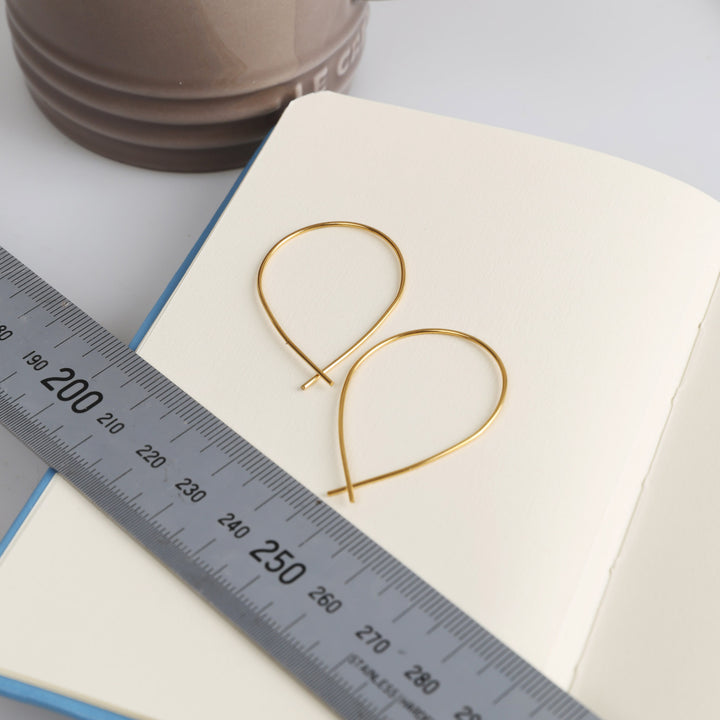 Zephyr - Drahtschlaufen-Ohrringe aus Edelstahl