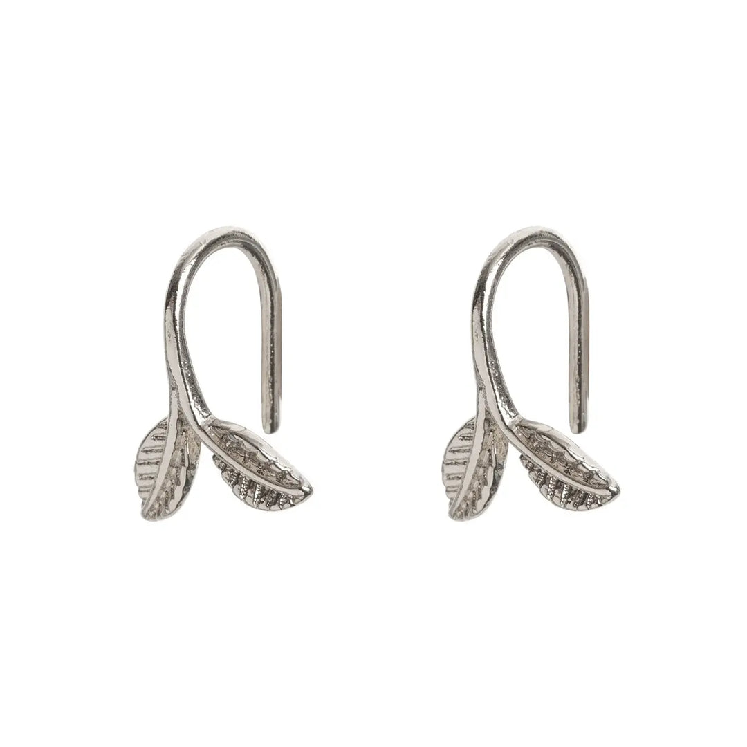 Delicate leaf earrings Silver