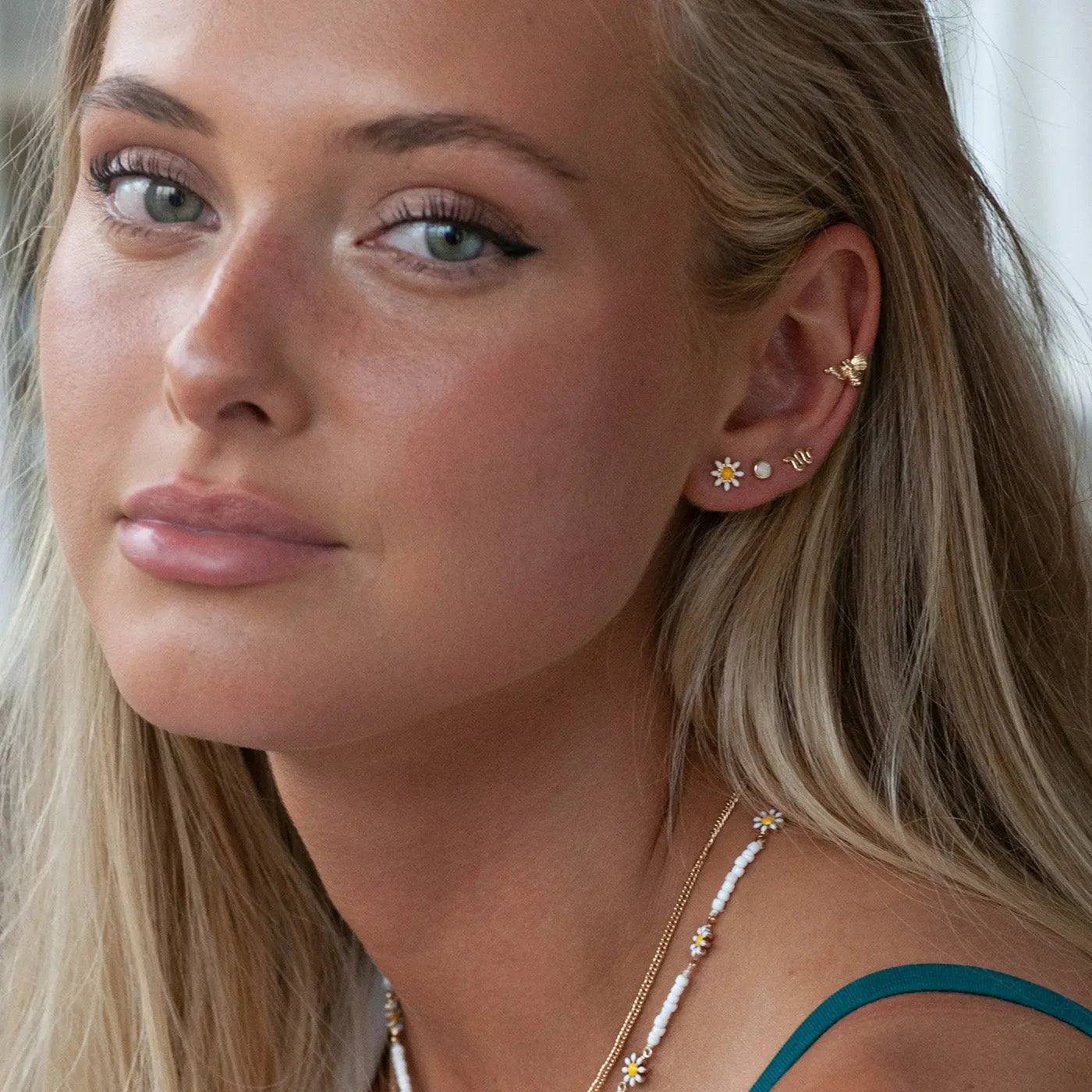 Liza - Mini-Schlangen-Ohrstecker