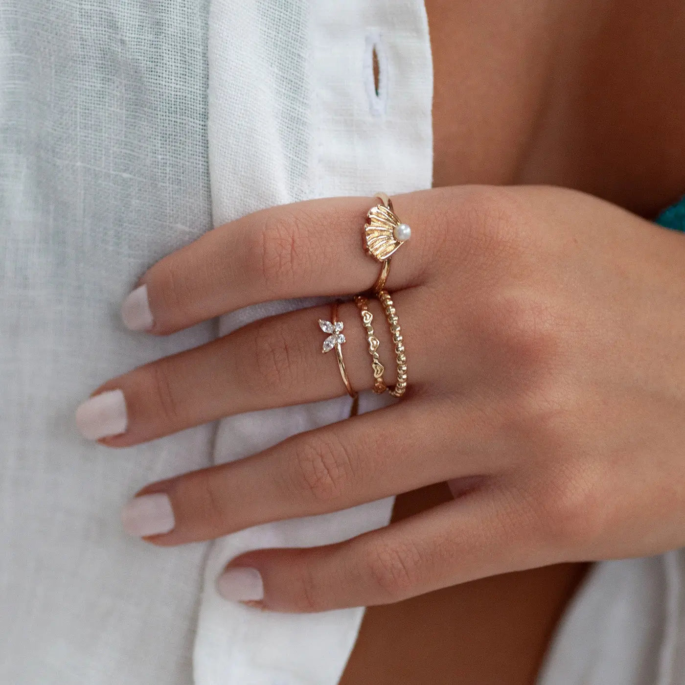 Aria - Muschel mit Perlen-Ring