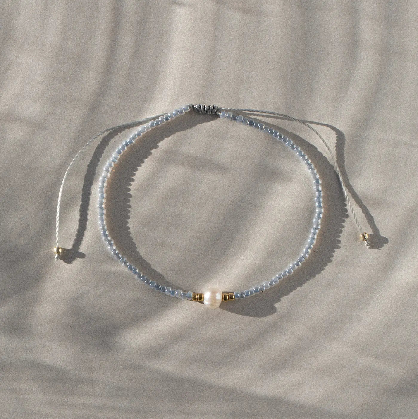 Alba - Perle mit Perlen-Makramee-Armband