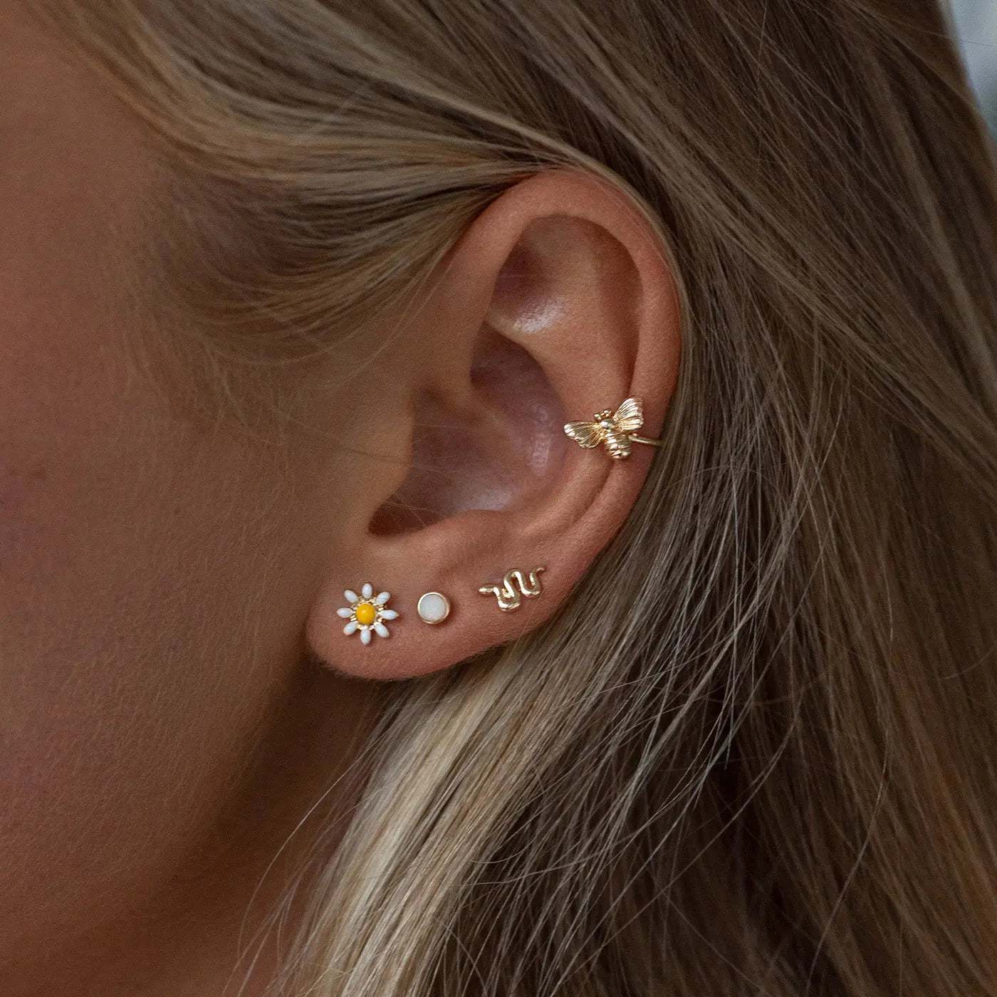 Doris - Gänseblümchen-Blumen-Emaille-Ohrstecker
