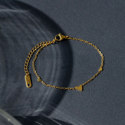 Sarah - 3 kleine Herzen Armband aus Edelstahl